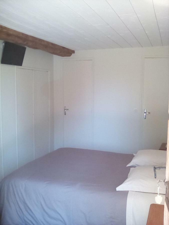 Bed and Breakfast La Ferme Des Vignes Hotot-en-Auge Zewnętrze zdjęcie